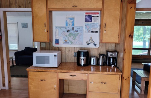 Northern Bruce Peninsula Cottage | Jaguars Den : A Cottage Retreat near Tobermory