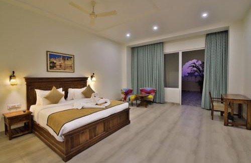 Amar Sagar Pol House | Jaislamer Sunrise Desert Resort with pool