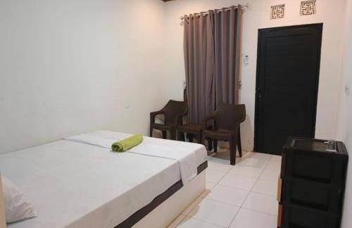 Cikakak Hotel | Jajapin Hotel putri Sari