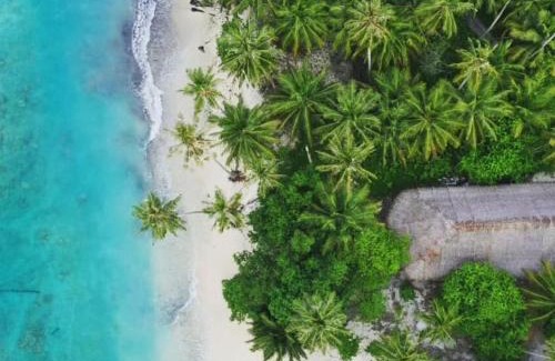 Katiet House | Jala Villas Lances Right HTs Mentawai