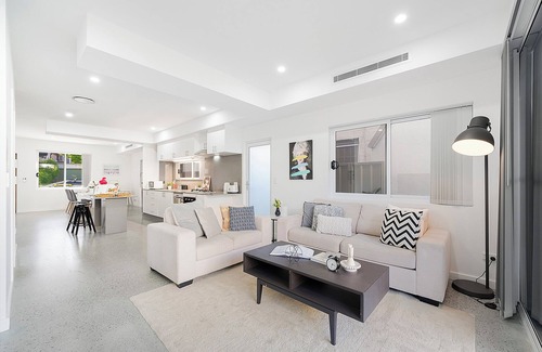 Petersham North House | Jam Home | Modern Stylish House Petersham close to Sydney CBD
