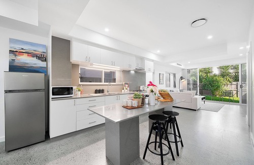 Petersham North House | Jam Home | Modern Stylish House Petersham close to Sydney CBD