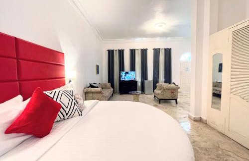 Port Antonio Hotel | Jamaica Palace Hotel