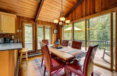 Jamaica House | Jamaica Vacation Home w/Deck: 8 Mi to Skiing!