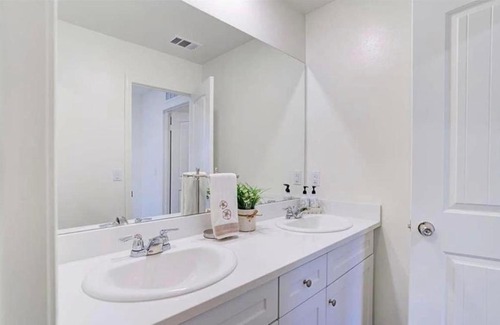 Yucaipa Apartment | James apartment rental