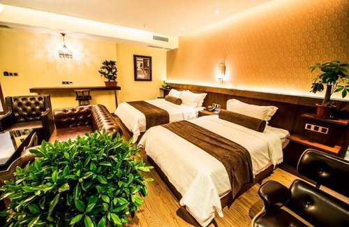 Jinsong Panjiayuan Hotel | James Joyce Beijing Songjiazhuang Metro Station