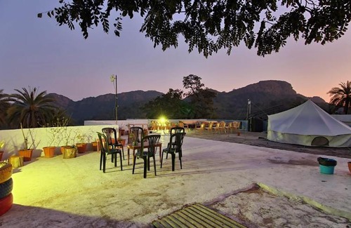Mount Abu Bed & Breakfast | James Villa Mountain view Home Stay