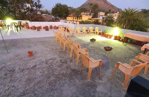 Mount Abu Bed & Breakfast | James Villa Mountain view Home Stay