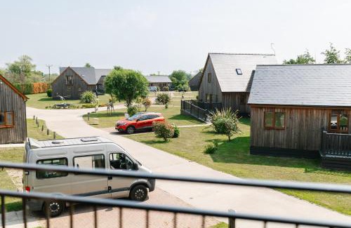 Brigg House | James Ville Marina, Lodge 9