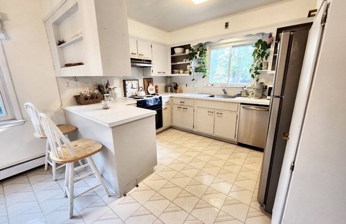 Jamesport House | Jamesport Beach & Vineyard Haven, The Lock Tern.