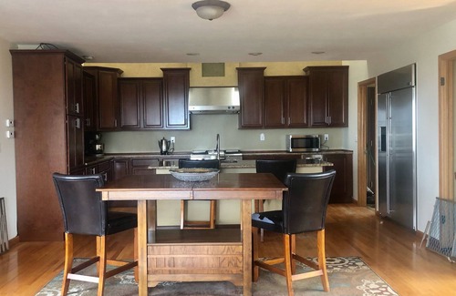 Jamesville House | Jamesville New York - Top Of The World Views