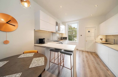 Murthill Apartment | Jane´s Place - Contemporary City Living