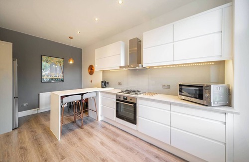 Murthill Apartment | Jane´s Place - Contemporary City Living