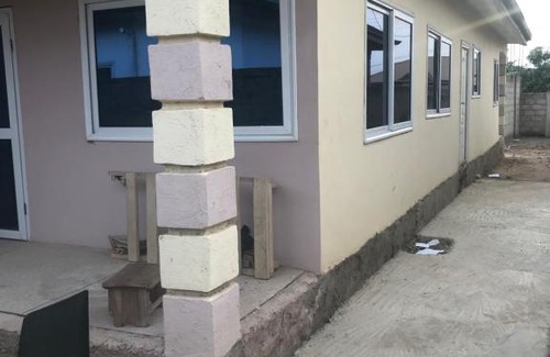 Bono East Region House | JaneChill villa