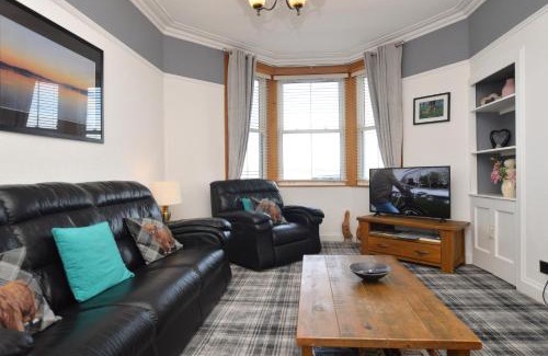 Ardrishaig House | Janeville Holiday Apartment