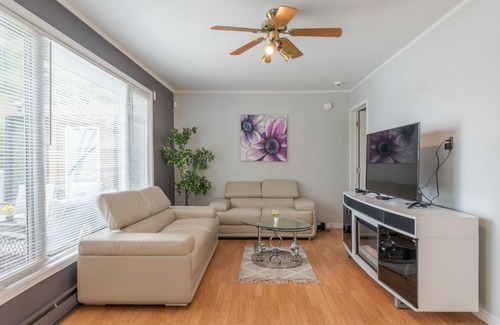 Highlands East House | Janis Cottage