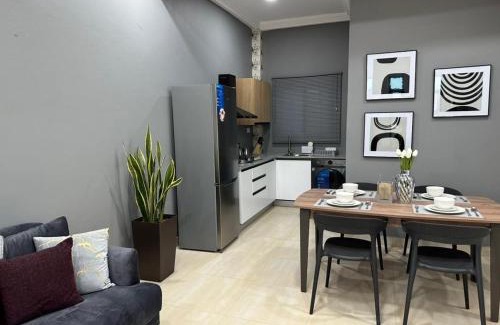 West Coast Division Apartment | Janneya Apartment Salagie