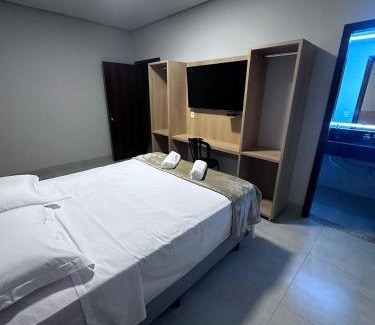 Matias Cardoso Hotel | Jansen Palace Hotel e Restaurante