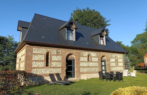 Paluel House | Janville Estate