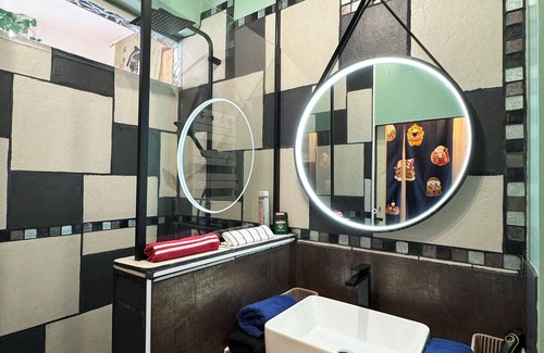 Crecy-en-Brie Apartment | Japan Room - Near Disneyland