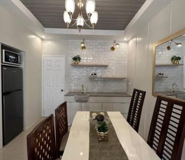 General Santos House | Japandi Home A - Fully Aircon, WIFI, Hot shower, 24hGuard, Center, near Malls