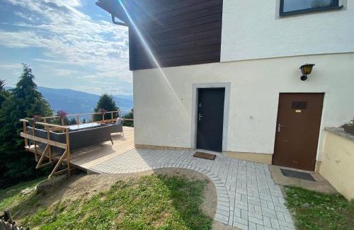 Reichenfels House | Japaner Haus