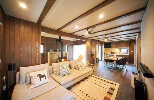 Niseko Villa | Japanese modern house with Onsen