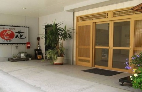 Shima House | Japanese Style 8 Tatami Pak Ho/Agatsuma-gun Gunma
