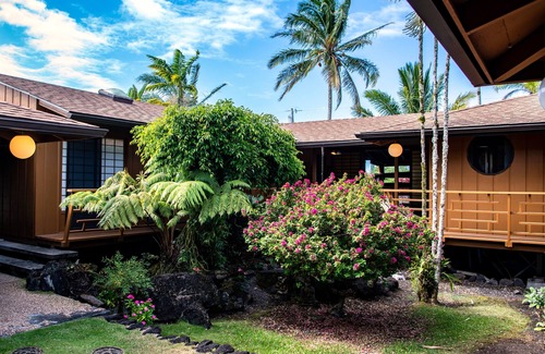 Keaau House | Japanese Style Pool House - 1 block from the ocean