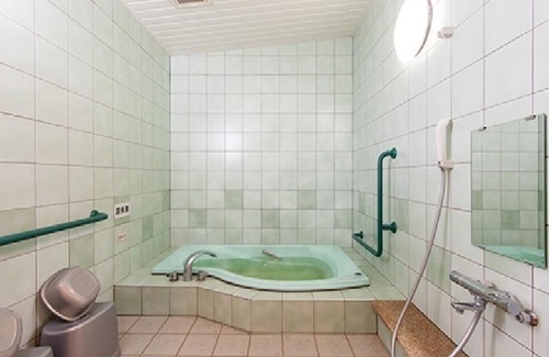 Tobe-cho Hotel | Japanese style room with 15 tatami color bath/Iyo-gun Ehime