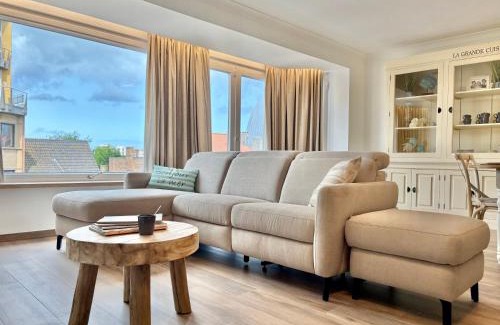 De Panne Apartment | Japy 0401 - Modern 3-Bedroom Apartment