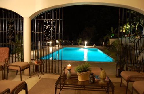 Runaway Bay Villa | Jaquar Villas - Exclusive 20 bedroom Property for Reunions, Weddings, events