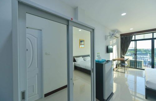 Surin Hotel | Jarat Mansion