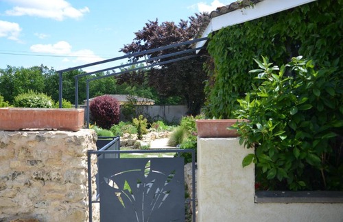 Blasimon Bed & Breakfast | Jardin de Marceau