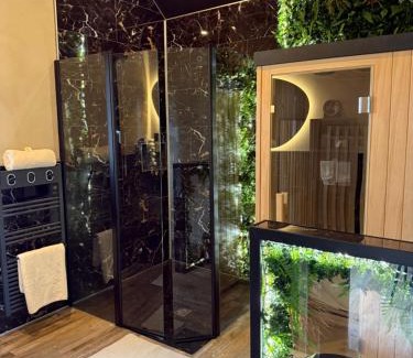 Groffliers House | Jardin Secret