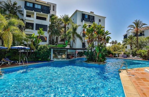 Nikki Beach Apartment | Jardines de las Golondrinas