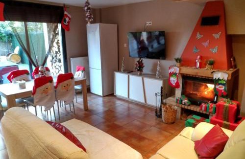 Viana House | Jardines de Viana