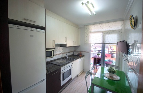 San Cibrao Apartment | Jardines del Mar residential pool and beach