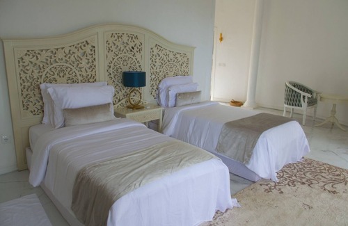 Mozambique Hotel | JASMINE BAY HOTEL & SPA