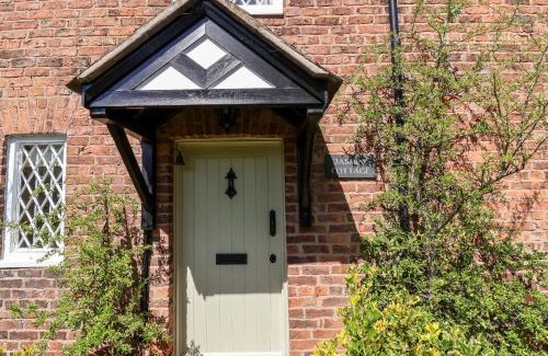 Dodleston House | Jasmine Cottage