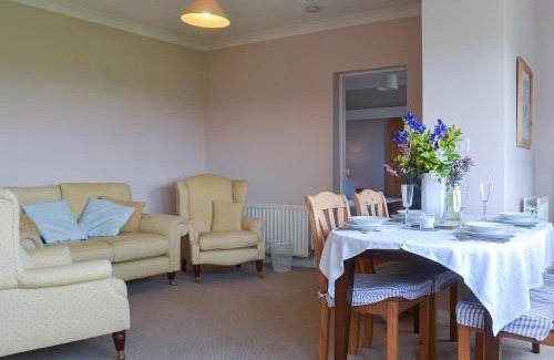 Consett House | Jasmine Cottage