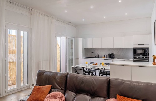 Beziers Apartment | Jaspe Flat, T4 de Charme Avec Exterieur
