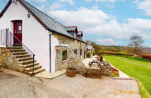 Hawkridge House | Jasper and Smiddy - joint booking