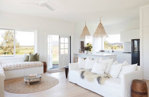 Jaspers Brush Cottage | Jaspers Run Cottage by Contemporary Hotels