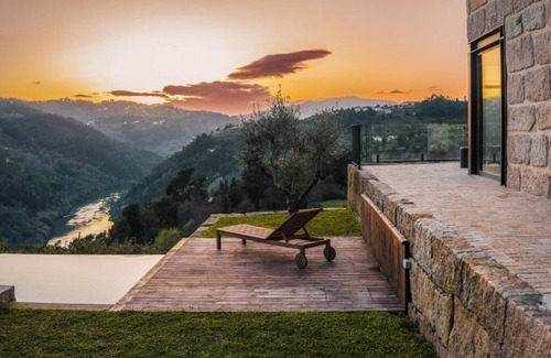 Penha Longa Villa | Javardo Family House