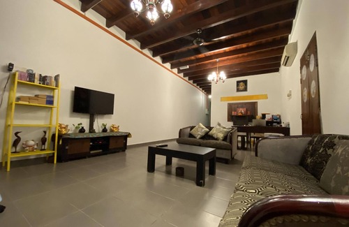 Malacca City House | Jawa Townstay: Private Parking/Near Jonker/Free wifi