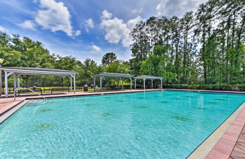 Westside House | Jax Home with Yard - 10 Mi to Adventure Landing!