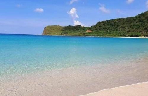Pagudpud Bed & Breakfast | Jay Henry Transient Beach house , A Pagudpud ,BLUE LAGOON BEACH