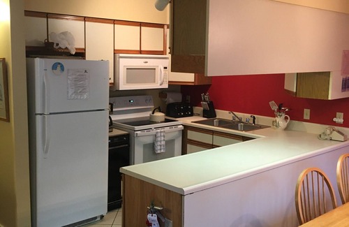 North Troy Condo | Jay Peak Ski-in Ski-out “well stocked” condo at Slopeside