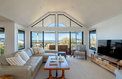 Augusta House | Jay's Beach House I Private Properties